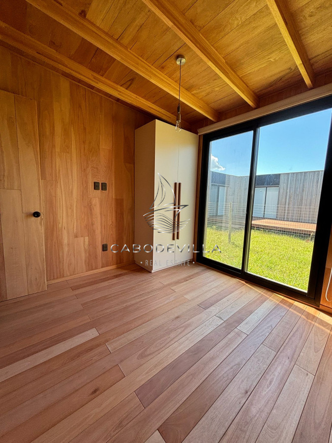 Casa ID.731 - En venta y alquiler anual casa en José Ignacio 