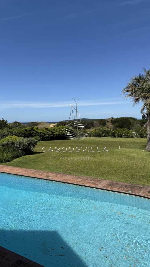 Casa ID.966 - En venta mansión en Punta del Este 