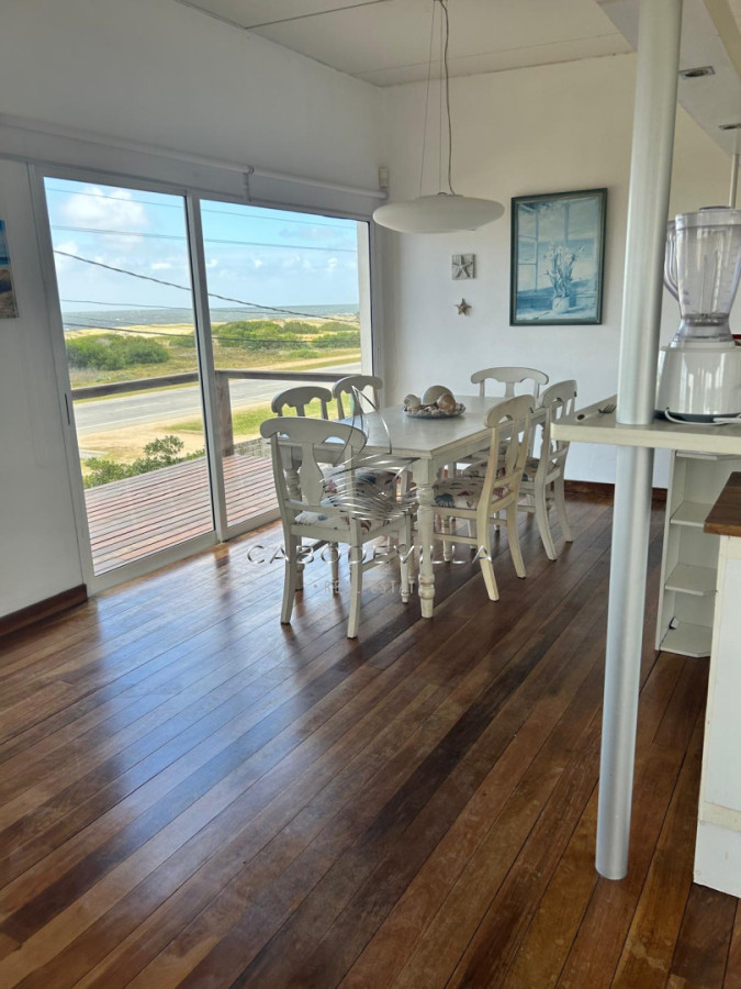 Casa ID.1084 - Casa de 3 dormitorios y 2 baños - Balneario Bs