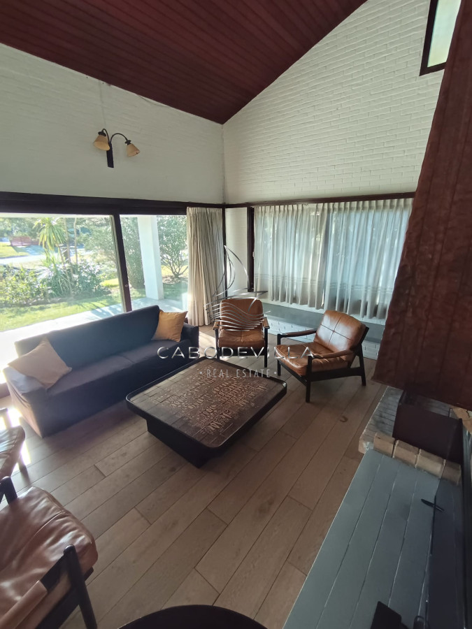 Casa ID.59 - Casa en venta y alquiler anual en Playa Mansa Punta del Este 