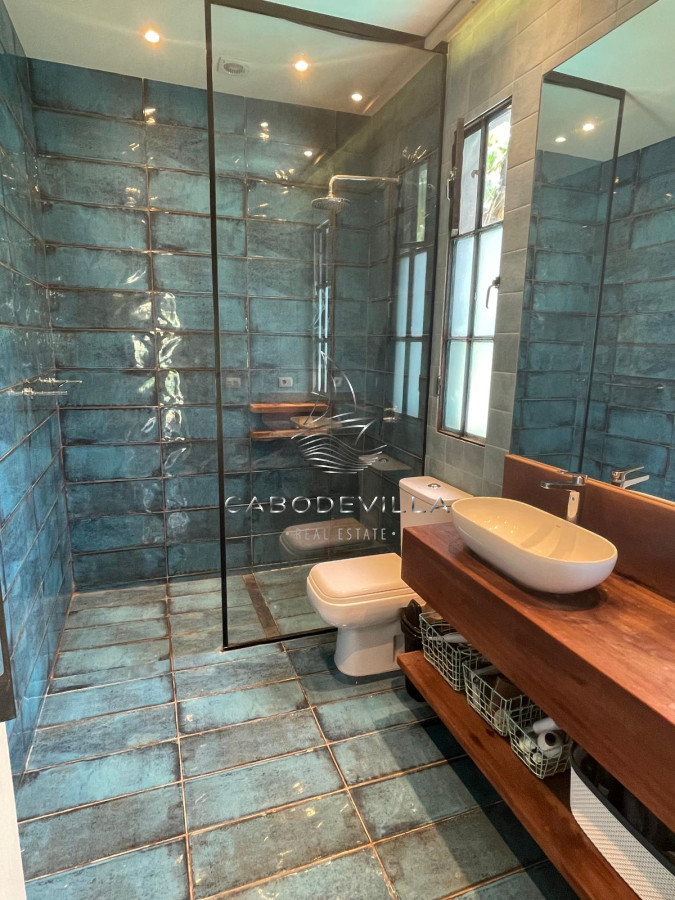 Casa ID.802 - Casa de 4 dormitorios en venta Punta Ballena