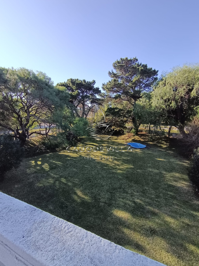 Casa ID.59 - Casa en venta y alquiler anual en Playa Mansa Punta del Este 