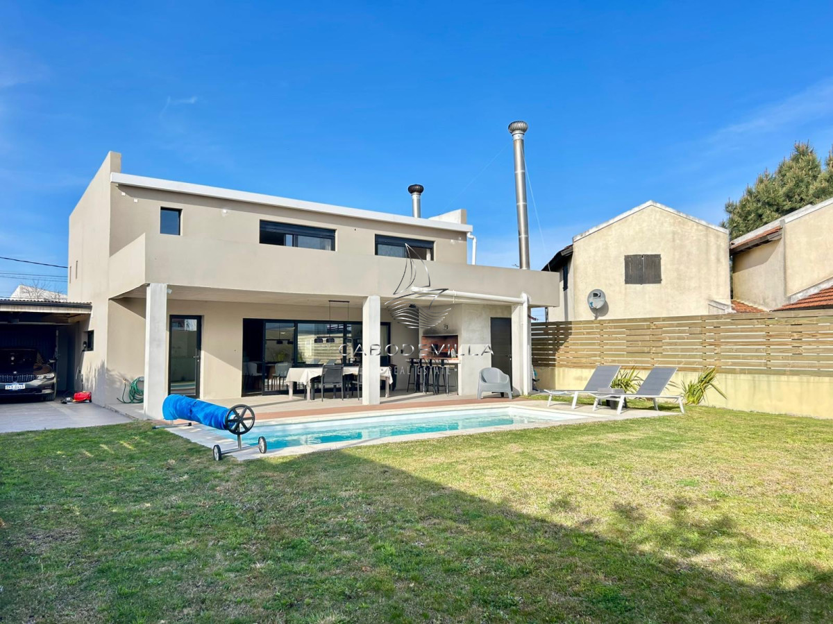 Casa ID.980 - En alquiler casa de 3 dormitorios en Manantiales 