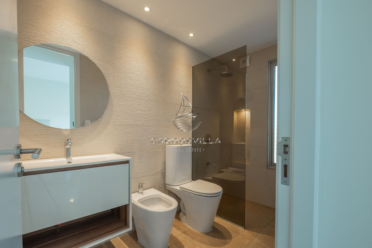 Casa ID.401 - En venta y alquiler anual casa barrio privado apunta del Este 