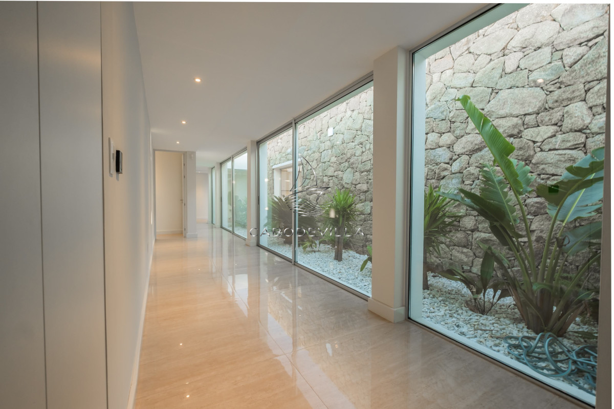 Casa ID.401 - En venta y alquiler anual casa barrio privado apunta del Este 
