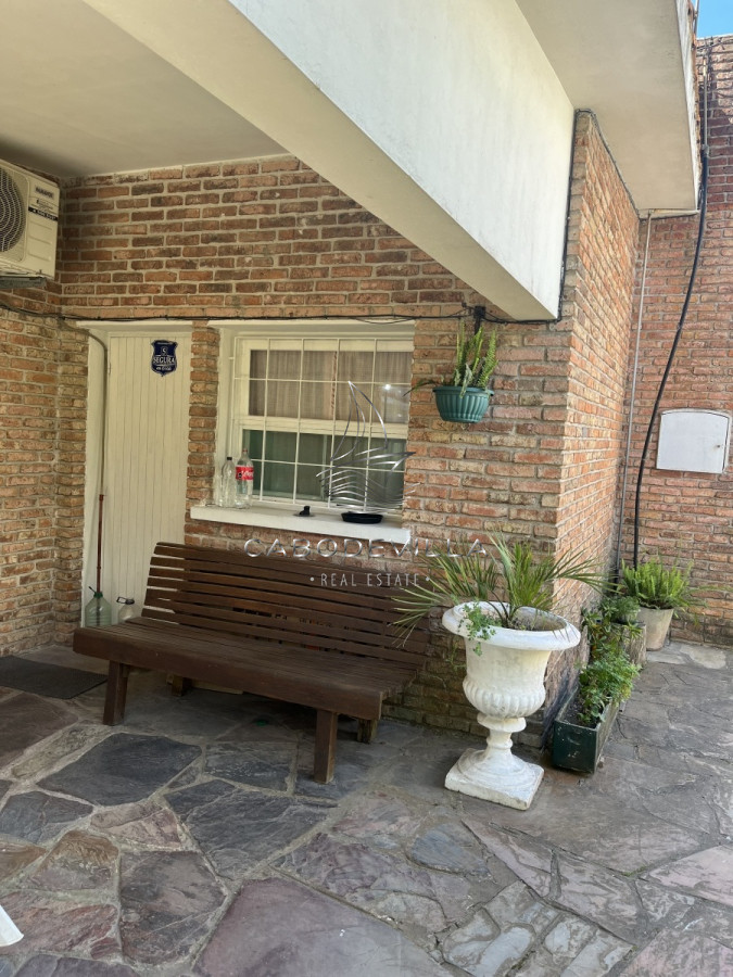 Casa ID.114 - Casa de 3 dormitorios Aidy Grill Punta del Este en alquiler anual 