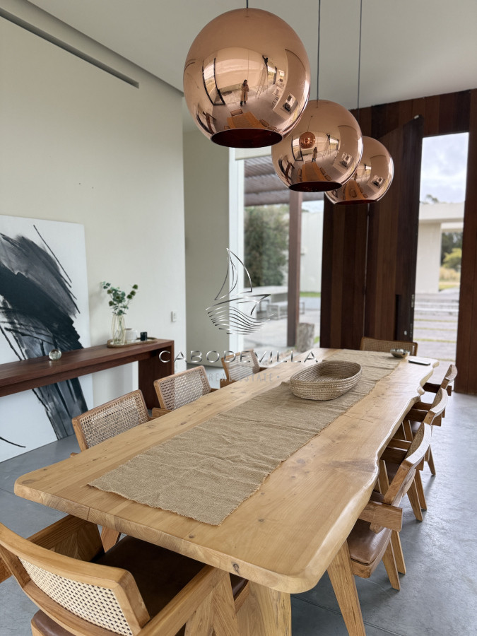 Casa ID.870 - En venta y alquiler Chacra en Manantiales 