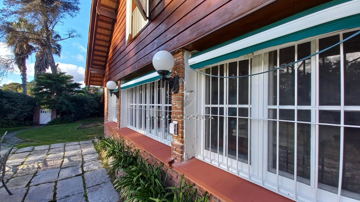Casa ID.317 - En venta mansión a metros del mar, Golf Punta del Est