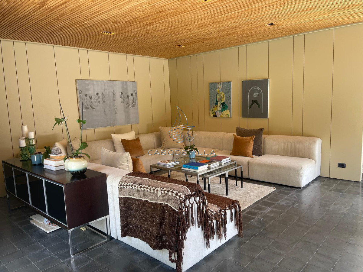 Casa ID.802 - Casa de 4 dormitorios en venta Punta Ballena