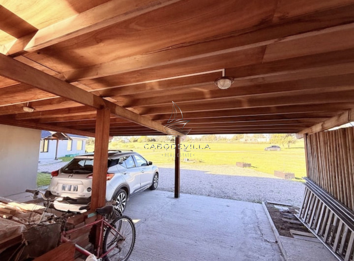 Casa ID.1141 - Casa de 4 dormitorios en alquiler anual Barrio privado La Barra