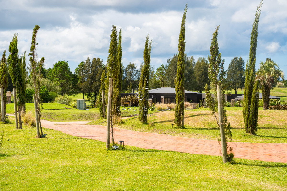 Casa ID.1045 - En venta casa barrio privado Punta del Este 