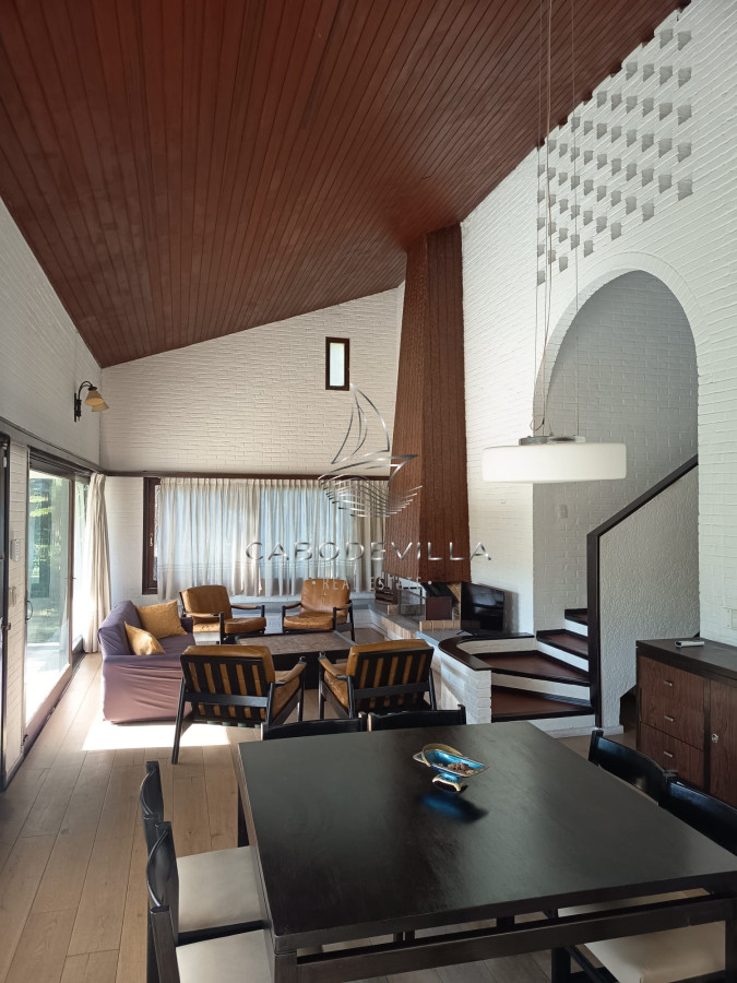 Casa ID.59 - Casa en venta y alquiler anual en Playa Mansa Punta del Este 