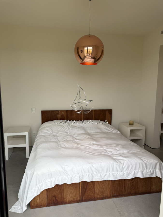 Casa ID.870 - En venta y alquiler Chacra en Manantiales 