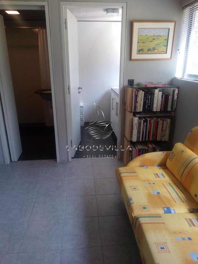 Casa ID.812 - Muy sólida construcción en Parada 26 Playa Brava