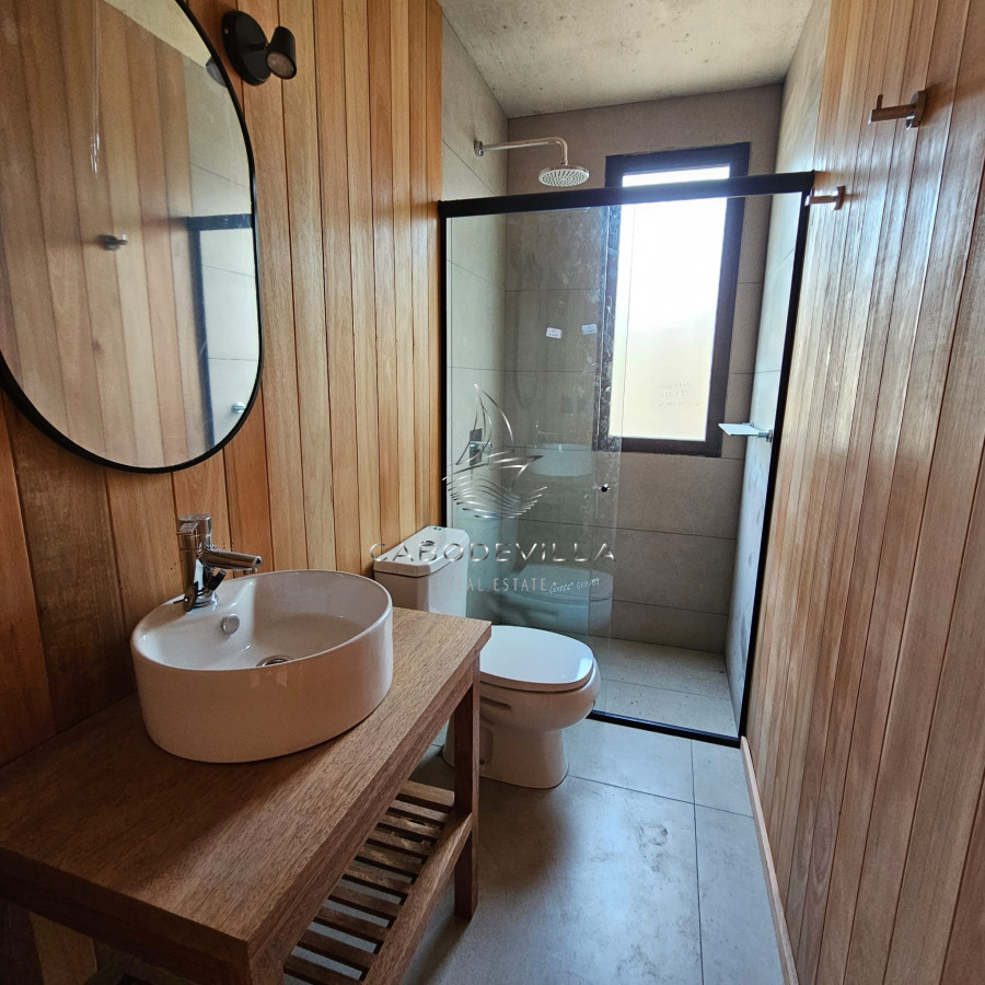 Casa ID.688 - En venta y alquiler excepcional casa en barrio privado en La Barra 
