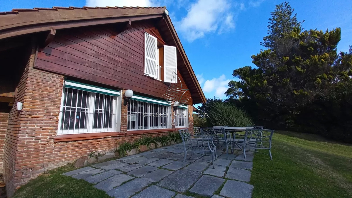 Casa ID.317 - En venta mansión a metros del mar, Golf Punta del Est