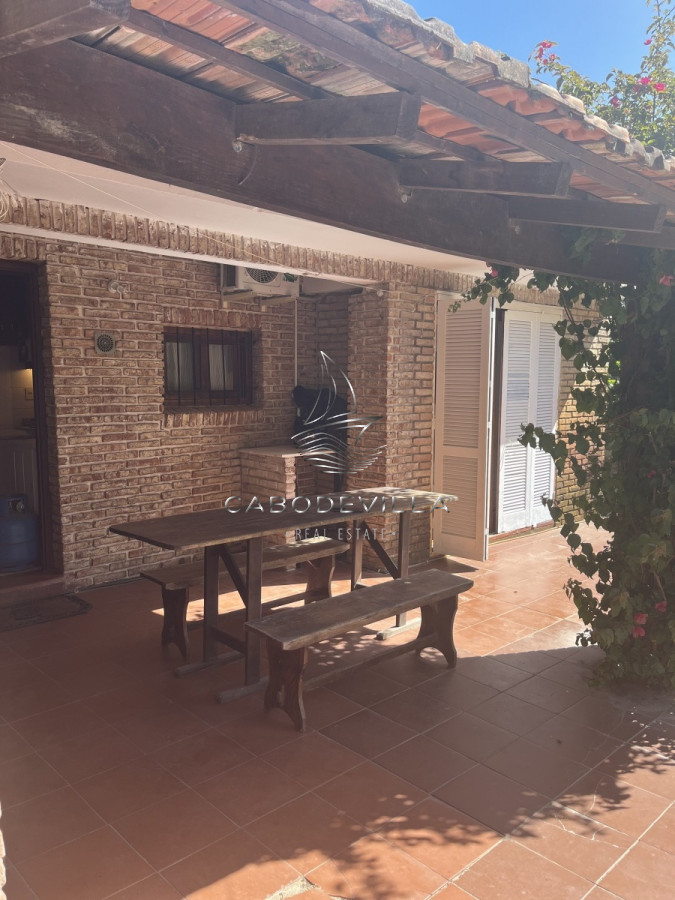 Casa ID.156 - Casa de 4 dormitorios playa brava 