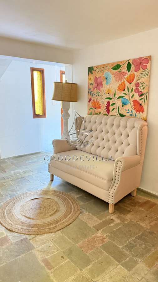 Casa ID.1005 - Venta con renta casa de 5 dormitorios Solanas 