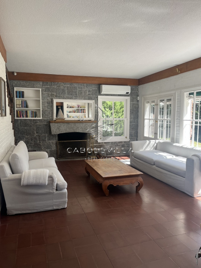 Casa ID.317 - En venta mansión a metros del mar, Golf Punta del Est