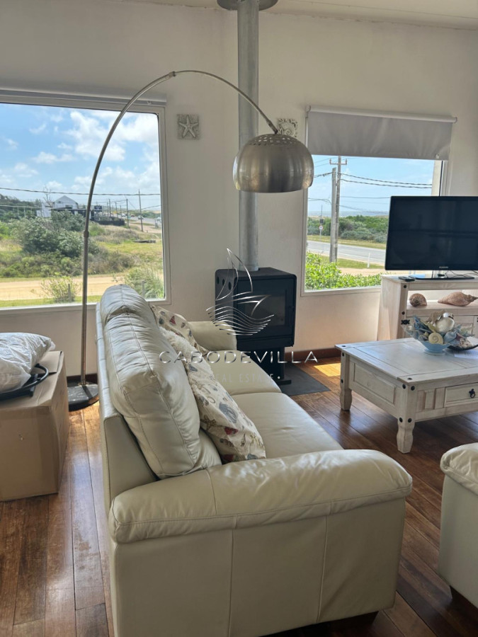 Casa ID.1084 - Casa de 3 dormitorios y 2 baños - Balneario Bs