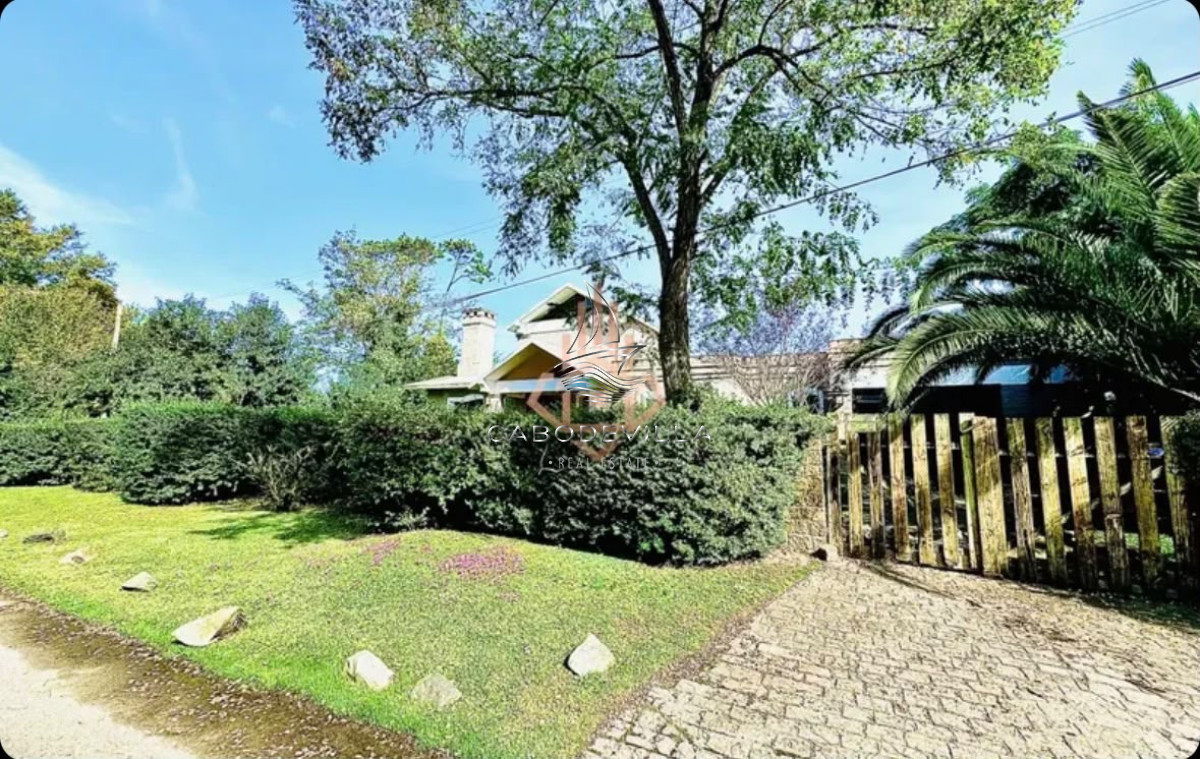 Casa ID.1140 - Casa en alquiler anual Punta del Este 