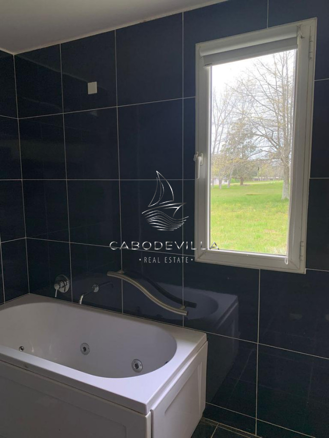 Casa ID.206 - En venta casa de 4 dormitorios, piscina Punta Ballena