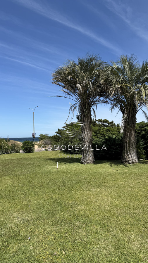 Casa ID.966 - En venta mansión en Punta del Este 