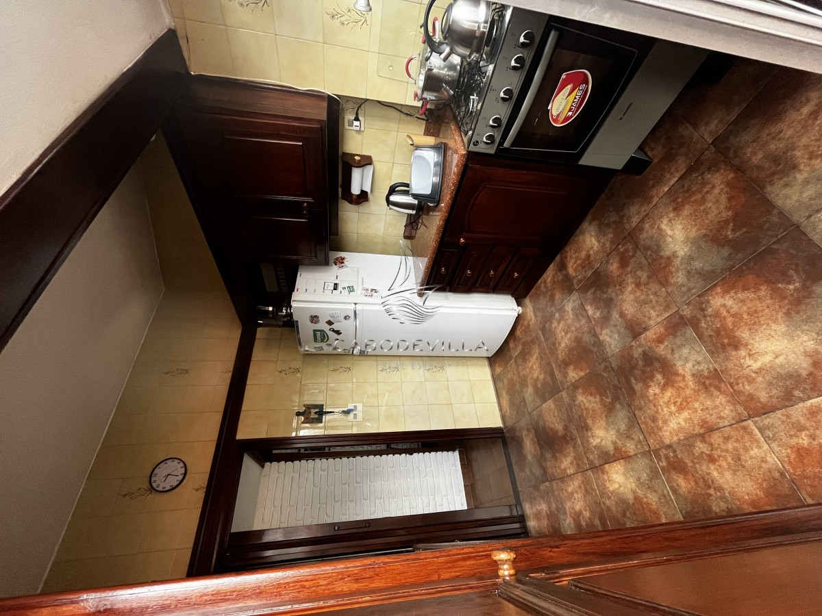 Casa ID.240 - Casa en alquiler  3 dormitorios más dependencia de servicio Pinares Punta del Este