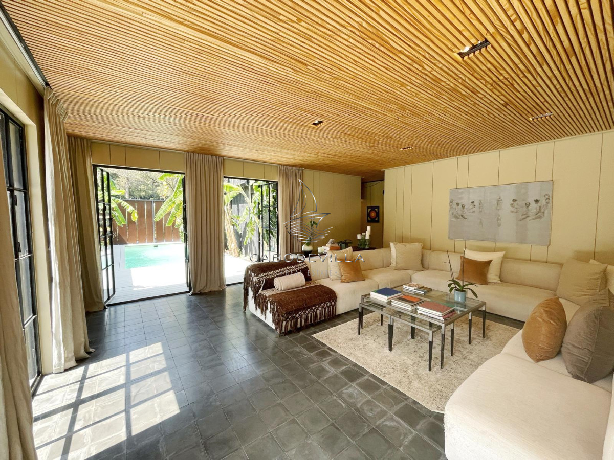 Casa ID.802 - Casa de 4 dormitorios en venta Punta Ballena
