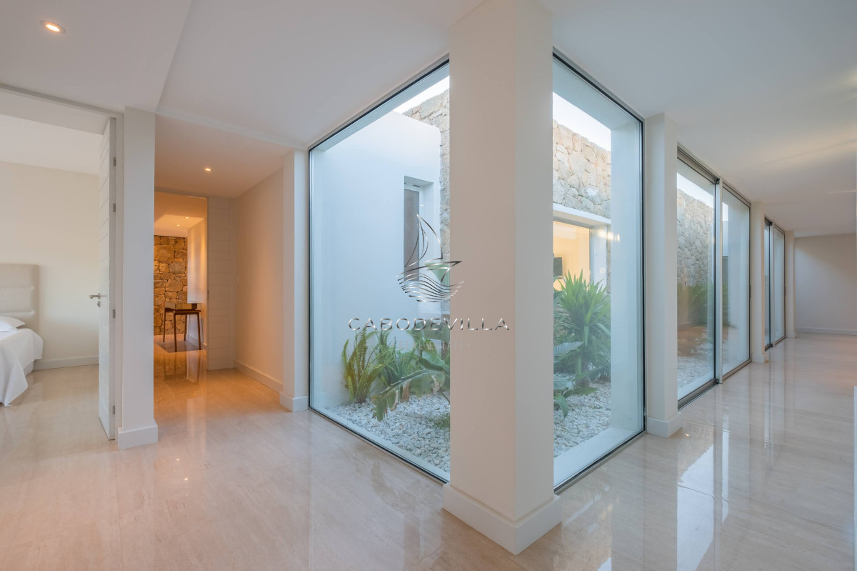 Casa ID.401 - En venta y alquiler anual casa barrio privado apunta del Este 