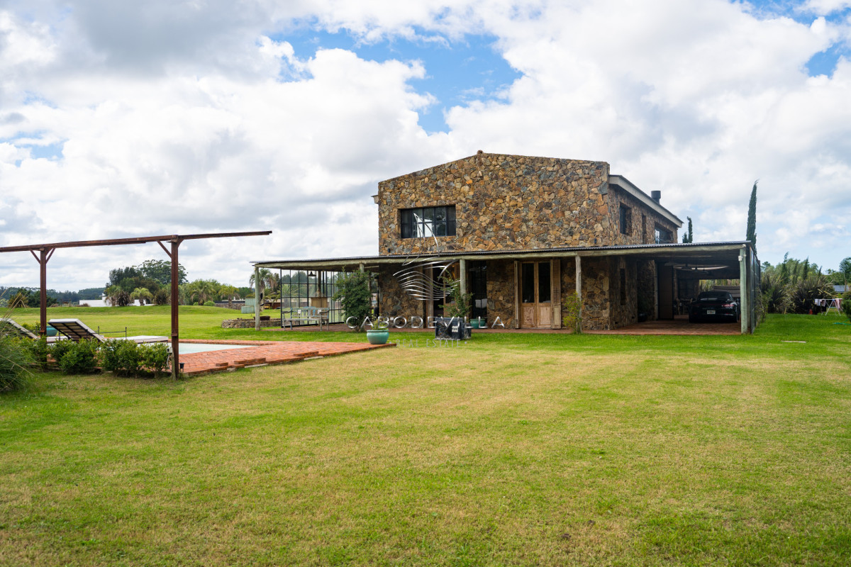 Casa ID.1045 - En venta casa barrio privado Punta del Este 