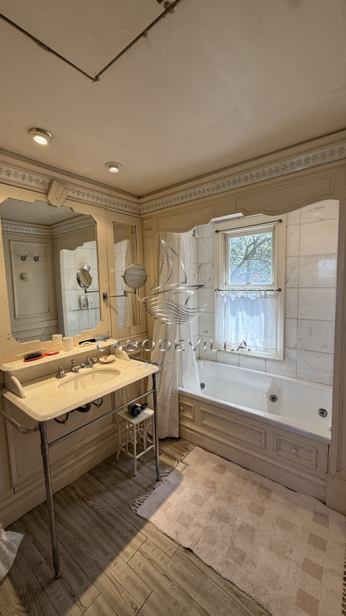 Casa ID.966 - En venta mansión en Punta del Este 