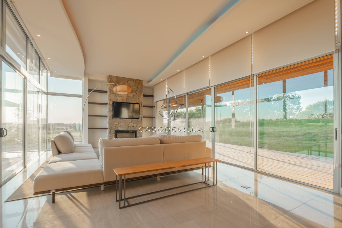 Casa ID.401 - En venta y alquiler anual casa barrio privado apunta del Este 