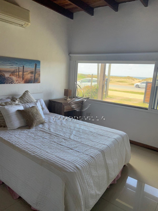Casa ID.1084 - Casa de 3 dormitorios y 2 baños - Balneario Bs