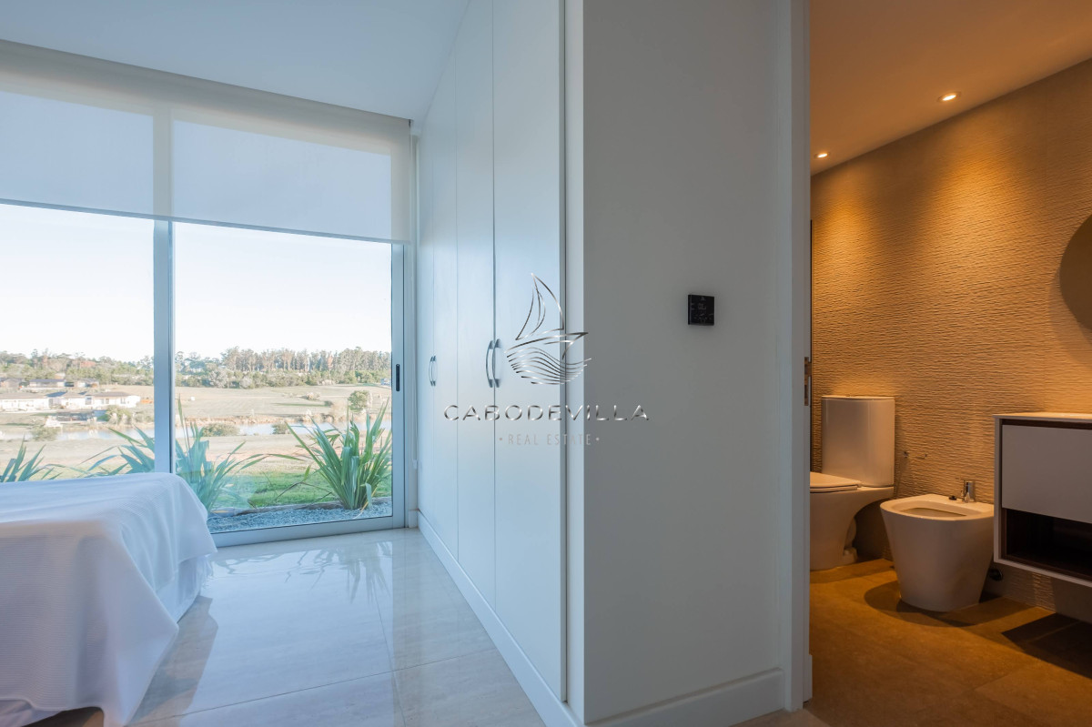 Casa ID.401 - En venta y alquiler anual casa barrio privado apunta del Este 