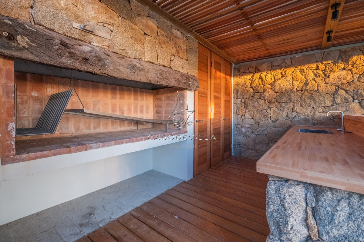 Casa ID.401 - En venta y alquiler anual casa barrio privado apunta del Este 