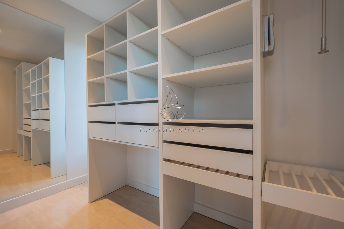 Casa ID.401 - En venta y alquiler anual casa barrio privado apunta del Este 