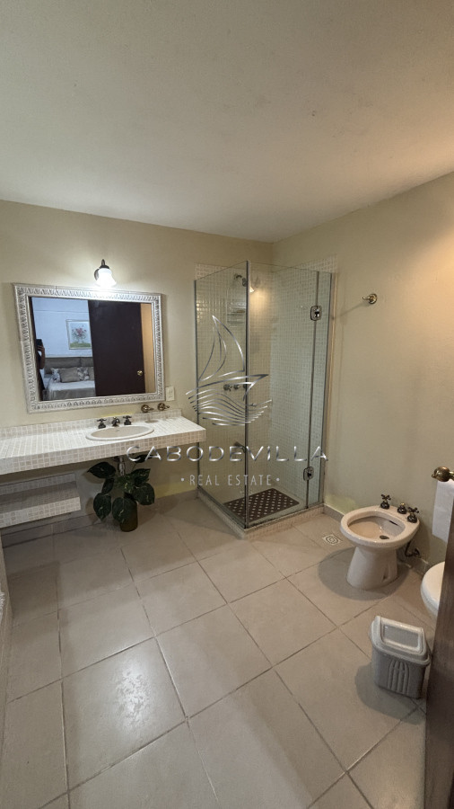 Casa ID.706 - Casa en venta y alquiler anual Punta del Este 