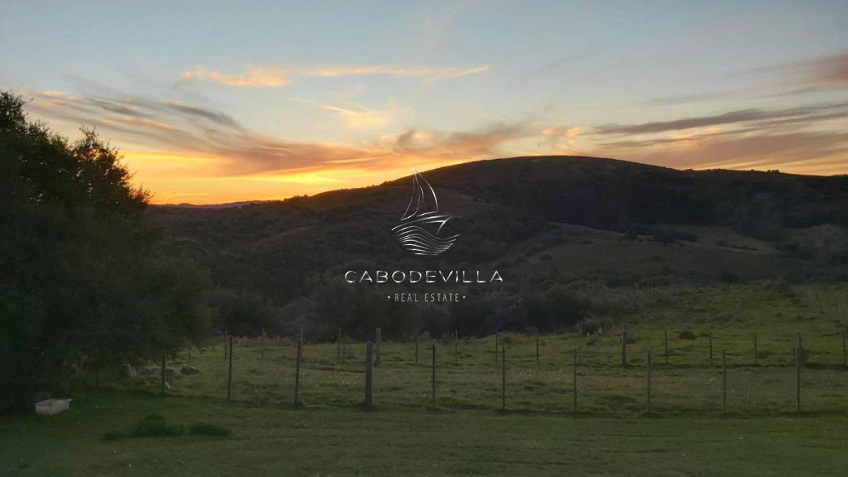 Campo Ref.275 - En venta campo de 276 has Sierra de Los Caracoles, Maldonado 