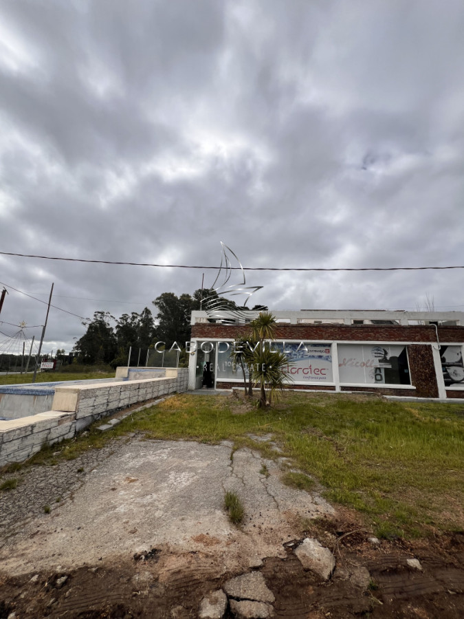 Local Comercial ID.1171 - Venta en oportunidad local comercial sobre Interbalnearia 