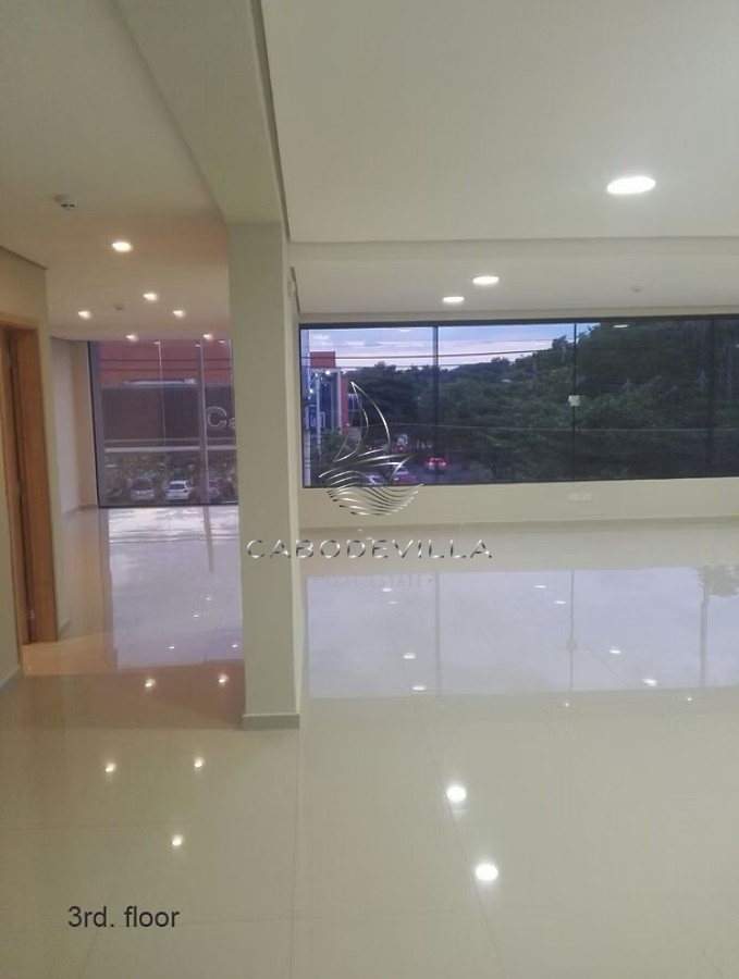 Apartamento ID.806 - En venta edificio de 7 pisos en Paraguay Asuncion 