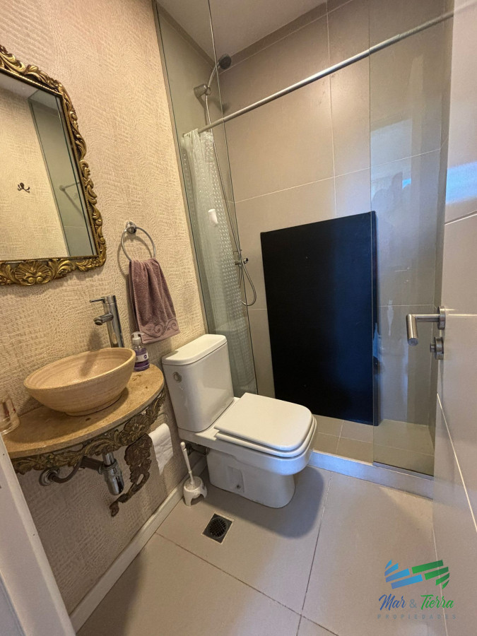 Casa ID.4664 - Casa en Pinares !! ALQUILER ANUAL Y VENTA CON PISCINA, ESTUFA A LEÑA Y LOSA RADIANTE