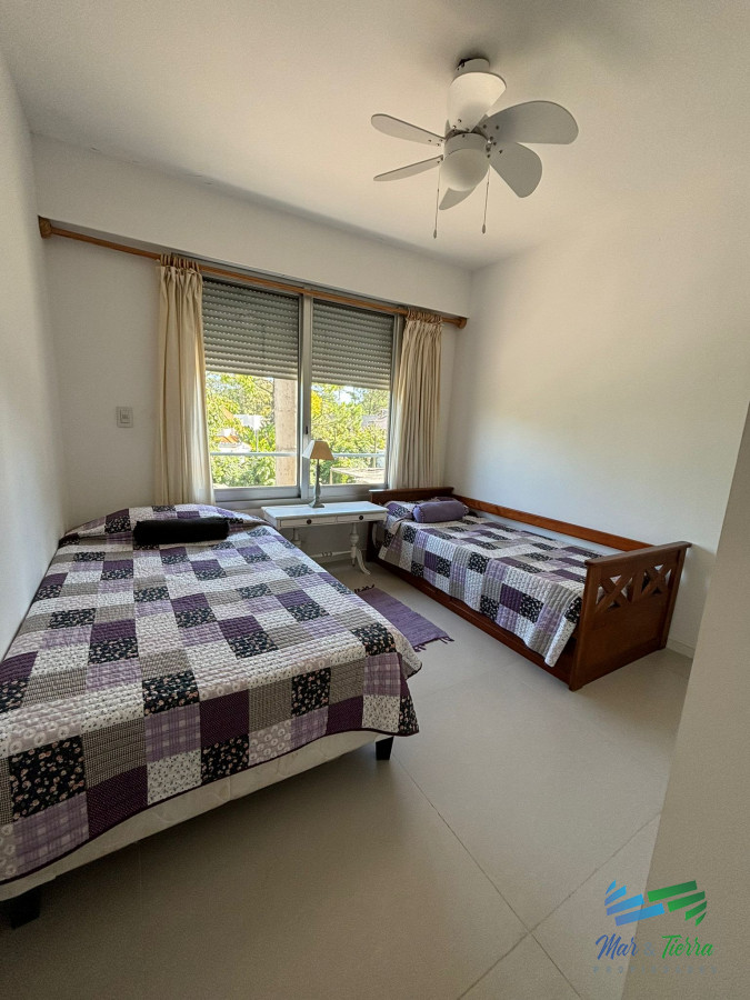 Casa ID.4664 - Casa en Pinares !! ALQUILER ANUAL Y VENTA CON PISCINA, ESTUFA A LEÑA Y LOSA RADIANTE