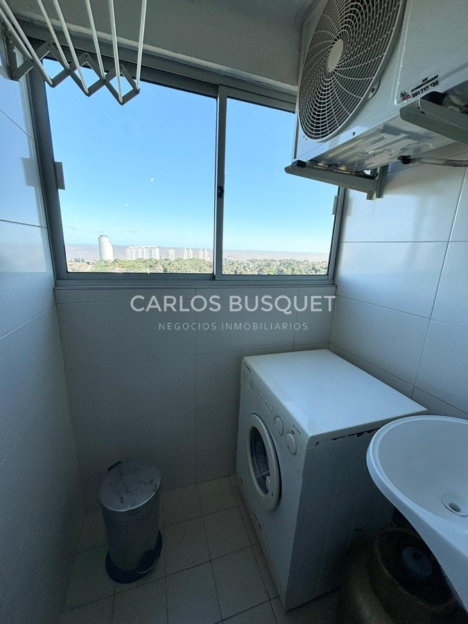 Apartamento ID.566 - Amplio apartamento 2 dormitorios en Parquemar R 
