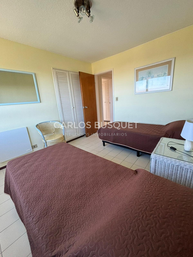 Apartamento ID.566 - Amplio apartamento 2 dormitorios en Parquemar R 