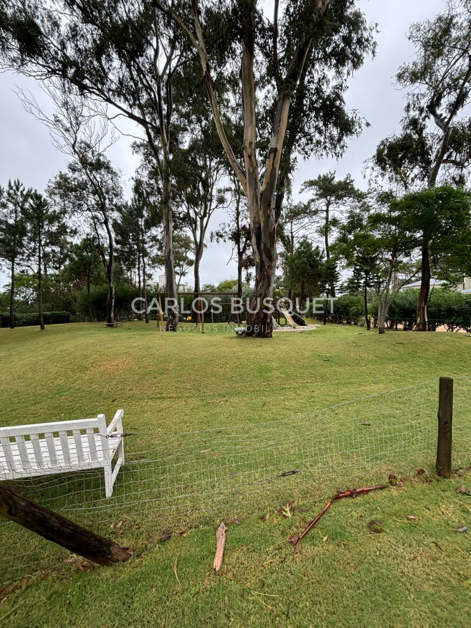 Casa ID.1086 - Casa en BARRIO PRIVADO!! ALQUILER ANUAL Y VENTA