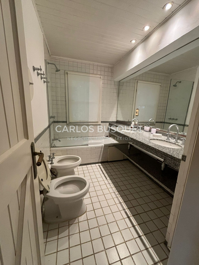 Casa ID.1086 - Casa en BARRIO PRIVADO!! ALQUILER ANUAL Y VENTA