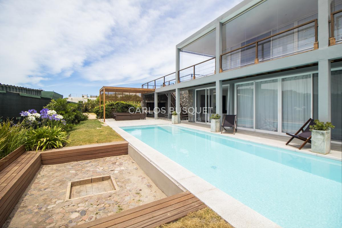 Casa ID.634 - Excelente Casa en Jose Ignacio en Alquiler Temporal en Barrio Privado