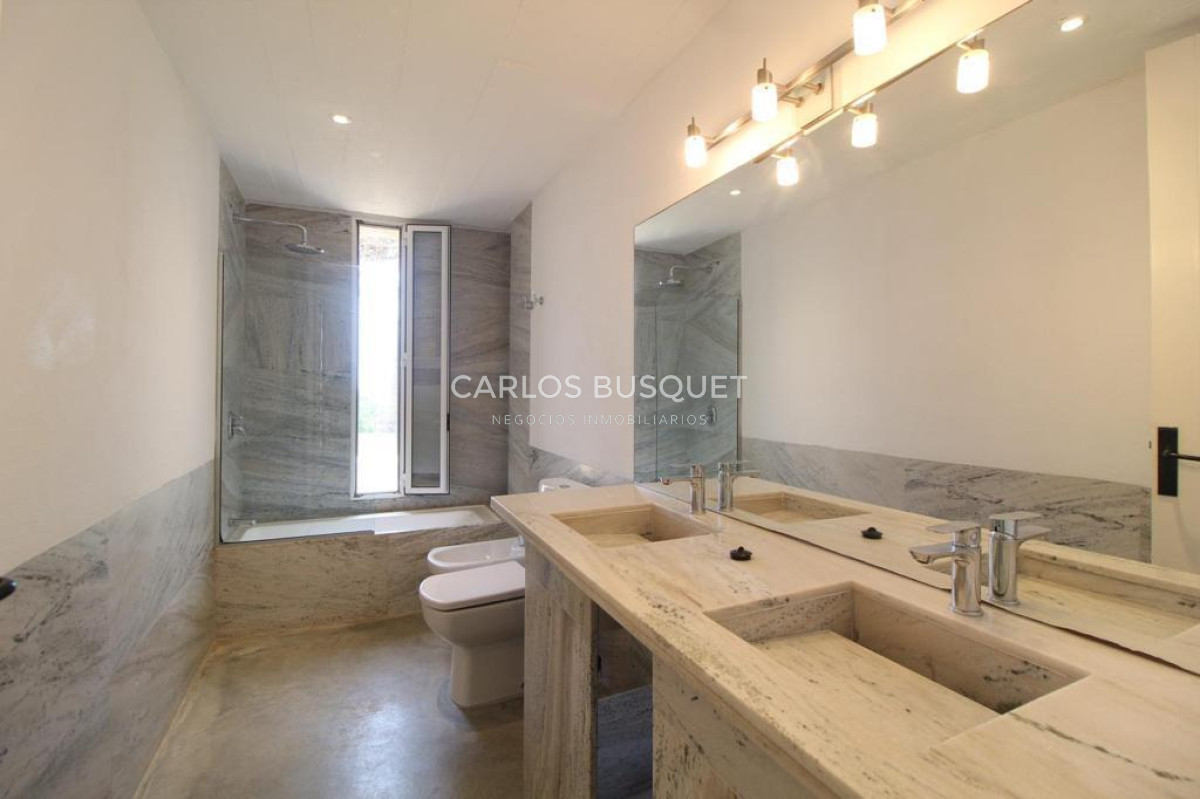Casa ID.633 - CASA EN ALQUILER TEMPORAL, DE 4 DORMITORIOS, EN JOSE IGNACIO BARRIO PRIVADO