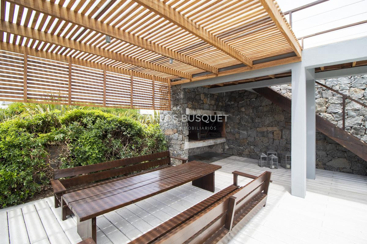 Casa ID.634 - Excelente Casa en Jose Ignacio en Alquiler Temporal en Barrio Privado